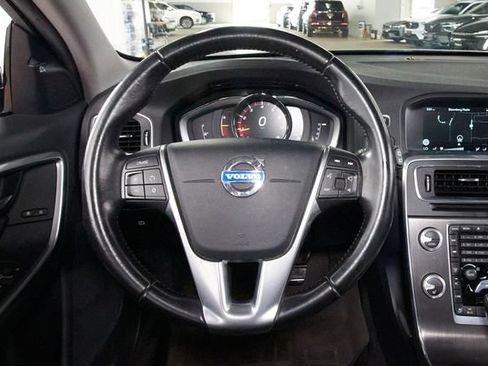 Used 2015 Volvo V60 T5 Cross Country w/ Convenience Package AWD/4WD image 9