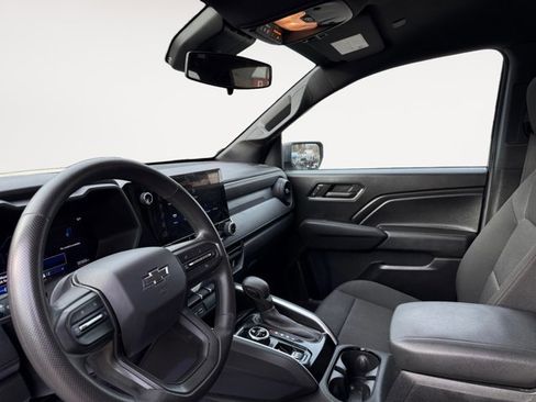 Certified 2024 Chevrolet Colorado Trail Boss w/ Advanced Trailering Package image 9