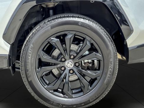 Certified 2024 Toyota RAV4 XSE AWD/4WD image 25