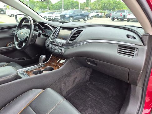 Used 2014 Chevrolet Impala LTZ FWD image 22