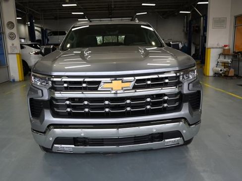 New 2026 Chevrolet Silverado 1500 LTZ w/ LTZ Premium Package AWD/4WD image 2