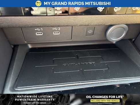 New 2026 Mitsubishi Outlander SE AWD/4WD image 25
