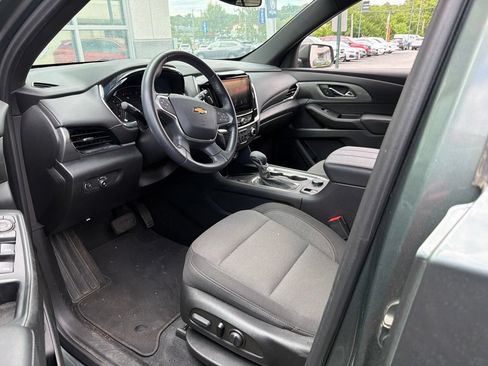 Used 2023 Chevrolet Traverse LT AWD/4WD image 7