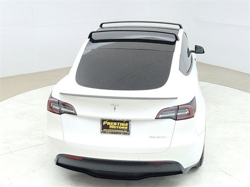 Used 2020 Tesla Model Y Performance image 18