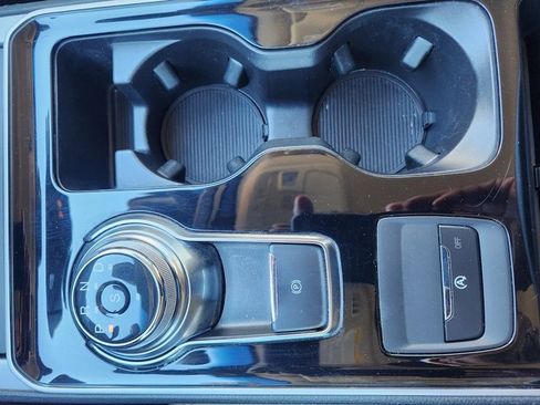 Used 2020 Ford Edge SEL w/ Convenience Package image 26