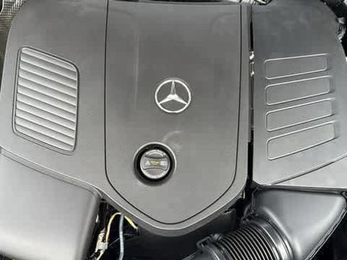 Certified 2026 Mercedes-Benz GLC 300 4MATIC image 9