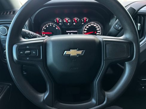 Used 2021 Chevrolet Silverado 2500 Custom w/ Custom Value Package image 20