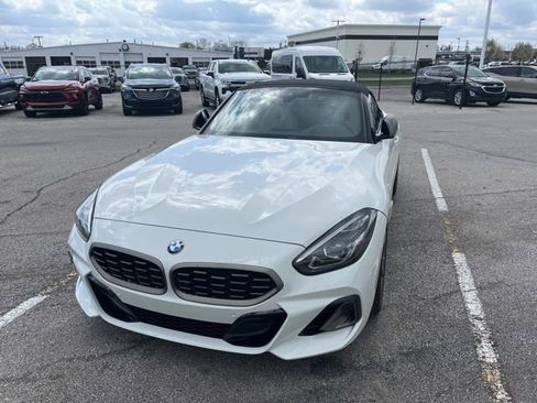Used 2026 BMW Z4 M40i w/ Premium Package image 1