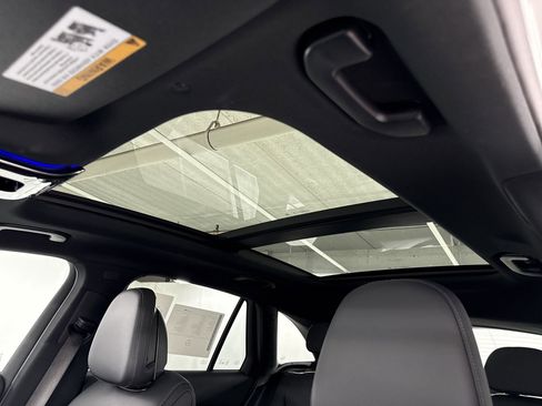 Certified 2026 Mercedes-Benz GLC 300 image 14