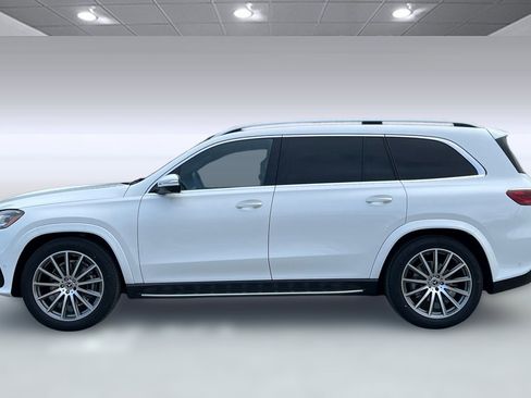 New 2026 Mercedes-Benz GLS 580 4MATIC image 2