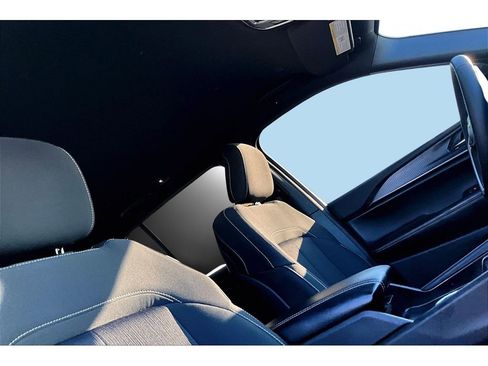 Used 2024 Jeep Grand Cherokee Laredo w/ Trailer Tow Package image 19