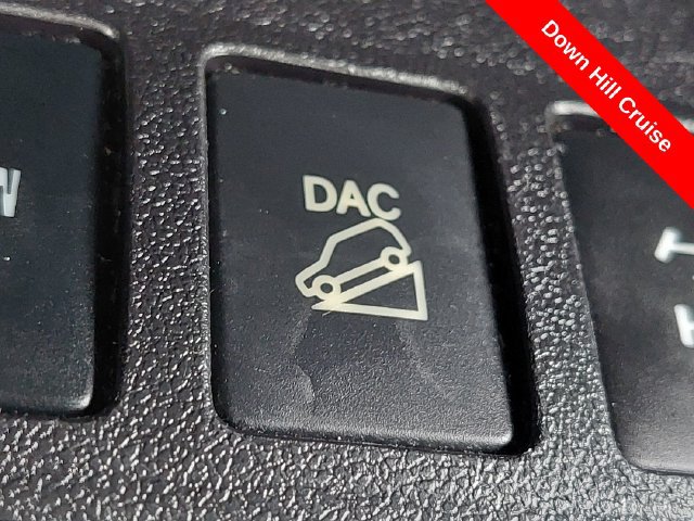 Used 2016 Toyota Highlander Limited AWD/4WD image 28