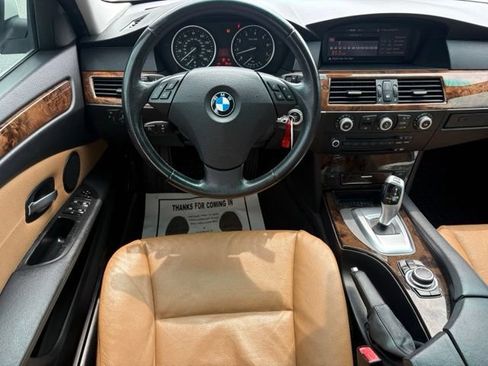 Used 2009 BMW 528i Sedan RWD image 12