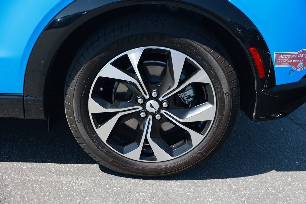 Used 2023 Ford Mustang Mach-E Premium AWD/4WD image 12