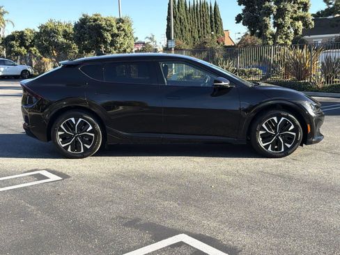 Used 2022 Kia EV6 Wind image 3