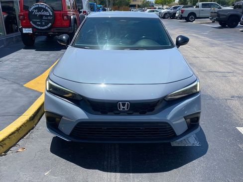 Used 2022 Honda Civic Sport image 3