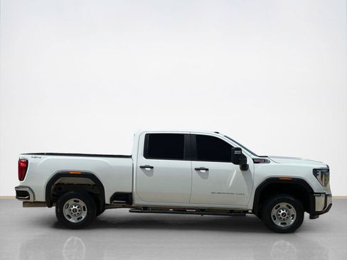 Used 2024 GMC Sierra 2500 Pro w/ Convenience Package AWD/4WD image 9