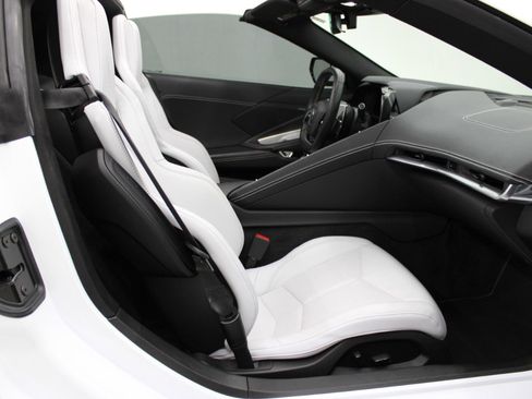 Used 2022 Chevrolet Corvette Stingray Coupe w/ 1LT image 19