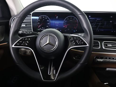 Used 2026 Mercedes-Benz GLE 450 4MATIC image 46