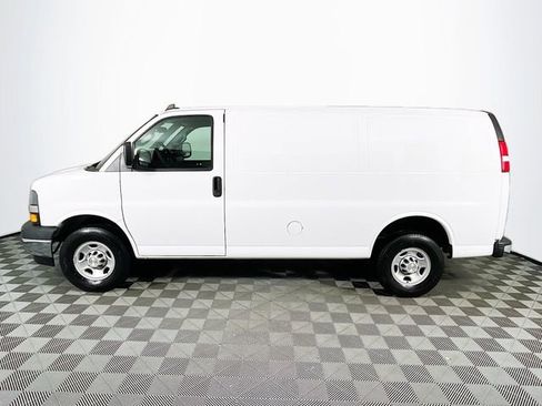 Used 2020 Chevrolet Express 2500 w/ Driver Convenience Package RWD image 5