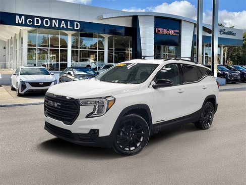 Used 2023 GMC Terrain SLT w/ Elevation Edition image 1