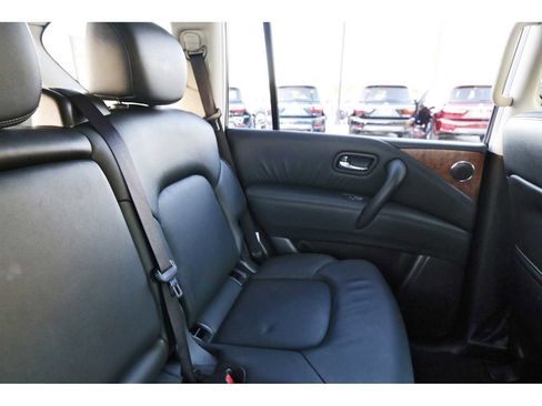 Used 2024 Nissan Armada SL w/ Cargo Package image 10