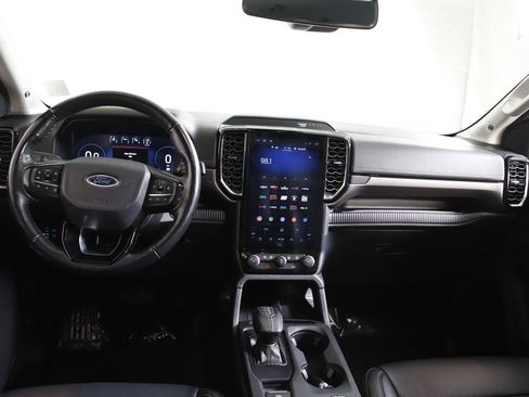 Used 2024 Ford Ranger Lariat w/ FX4 Off-Road Package AWD/4WD image 13