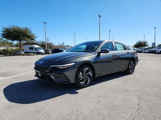 New 2026 Hyundai Elantra Limited video 1