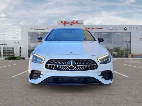 Used 2023 Mercedes-Benz E 450 Coupe image 8