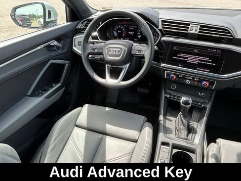 Used 2025 Audi Q3 2.0T Premium w/ Convenience Package AWD/4WD image 10