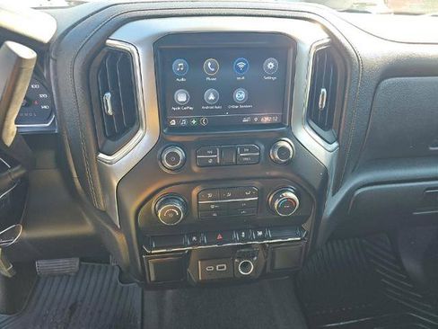 Used 2020 Chevrolet Silverado 1500 LT image 11