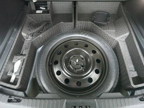 Used 2020 Ford Edge ST image 27