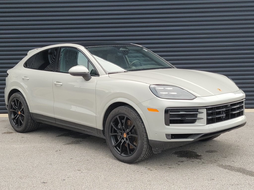 Certified 2026 Porsche Cayenne Coupe AWD/4WD image 9