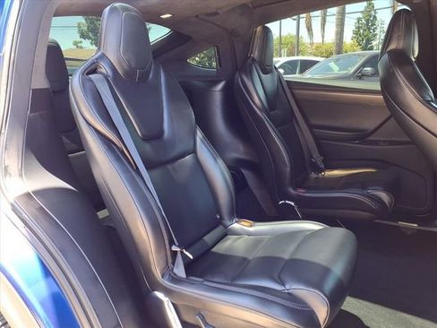Used 2020 Tesla Model X Performance AWD/4WD image 24
