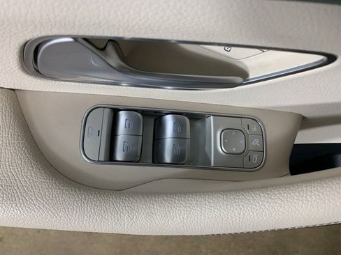 Used 2021 Mercedes-Benz GLE 450 4MATIC image 17