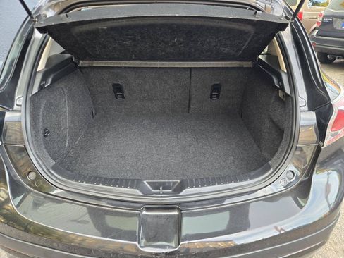 Used 2012 MAZDA MAZDA3 i Touring FWD image 14