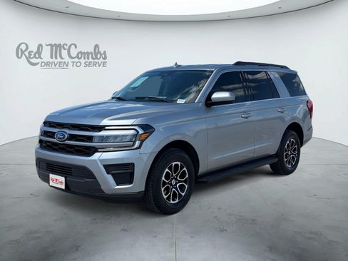 Used 2024 Ford Expedition XLT RWD image 1