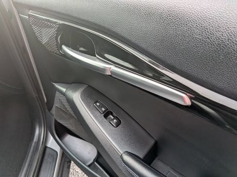 Used 2022 Kia Seltos S FWD image 26