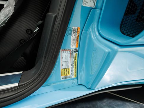 Used 2006 Ford GT image 78