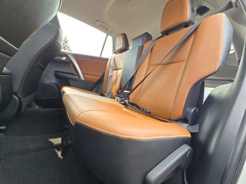 Used 2016 Toyota RAV4 Limited image 20