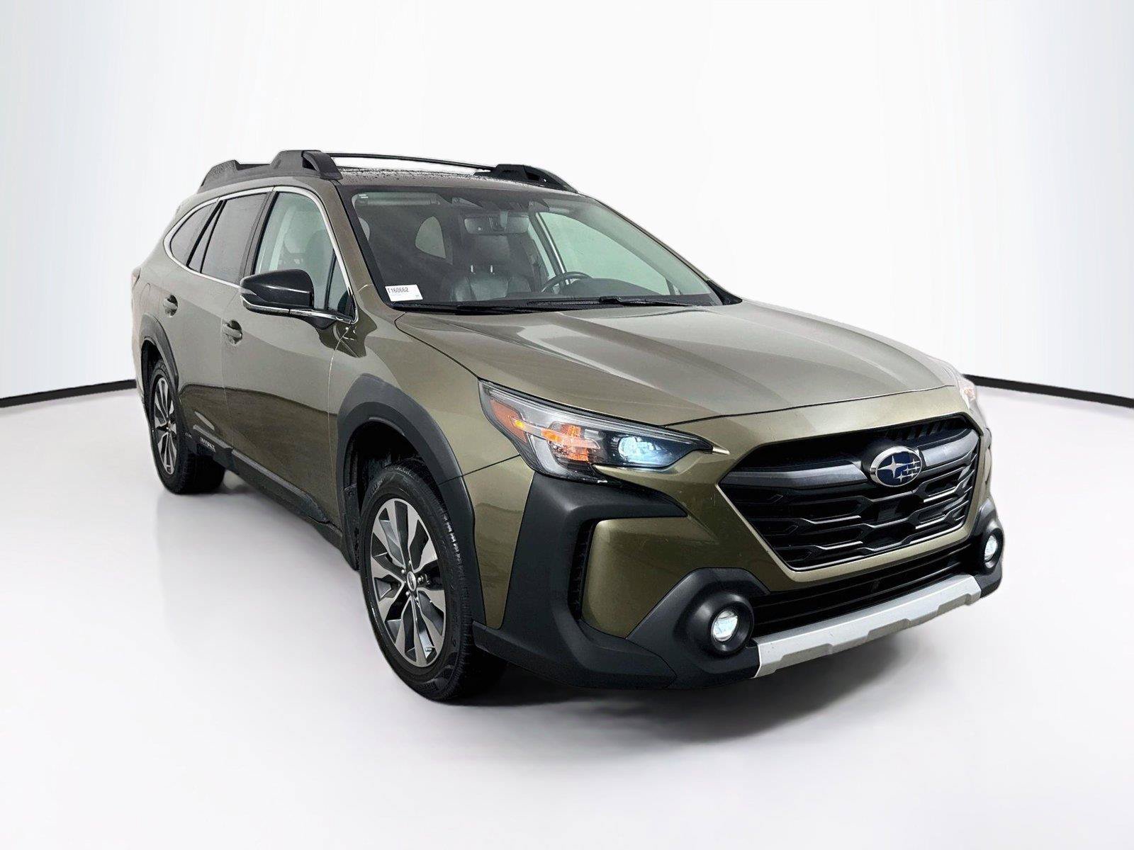 Used 2023 Subaru Outback Limited AWD/4WD image 6
