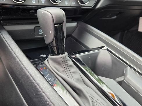 Used 2025 Honda Accord Sport image 22