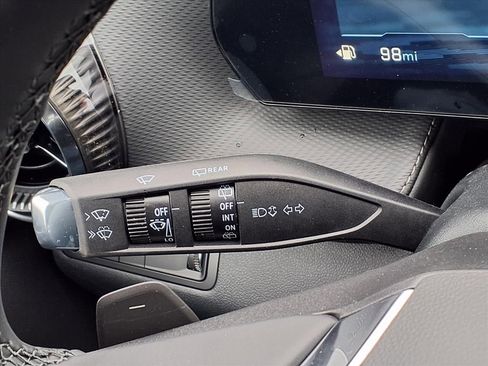 New 2026 Chevrolet Equinox LT w/ Convenience Package II FWD image 16