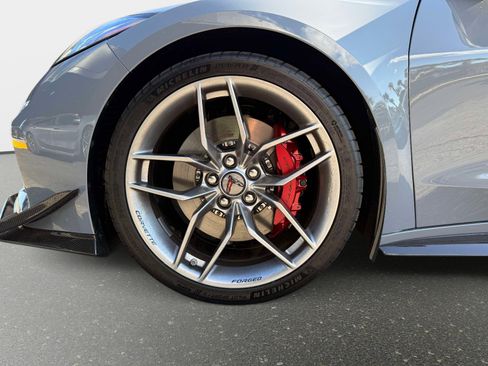 Used 2025 Chevrolet Corvette Z06 image 13