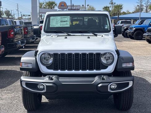New 2026 Jeep Gladiator Sport image 7