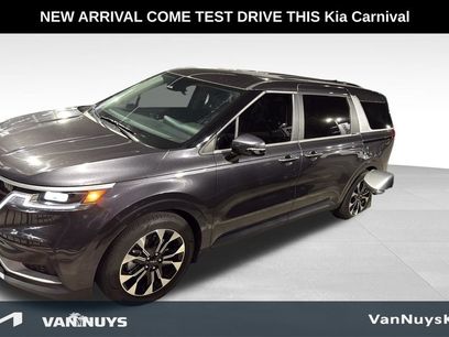 Used 2024 Kia Carnival EX
