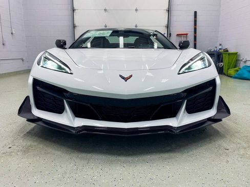 New 2025 Chevrolet Corvette Z06 w/ Z07 Performance Package image 7