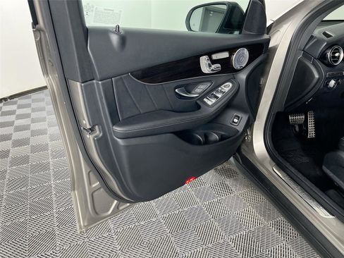 Certified 2019 Mercedes-Benz GLC 300 4MATIC image 16