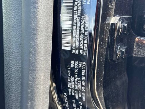 Used 2021 Jeep Renegade Limited AWD/4WD image 12