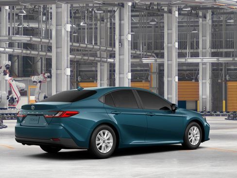 New 2026 Toyota Camry LE AWD/4WD image 12